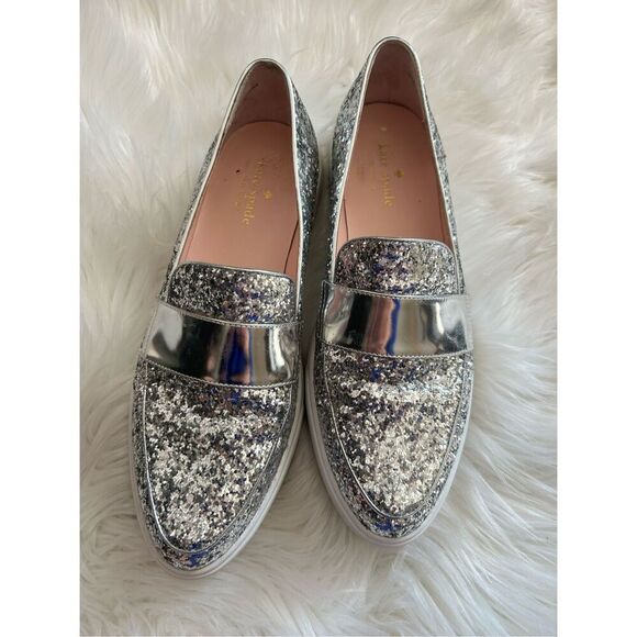 Kate Spade silver pointed leather loafer flats size 8.5 - Picture 1 of 5
